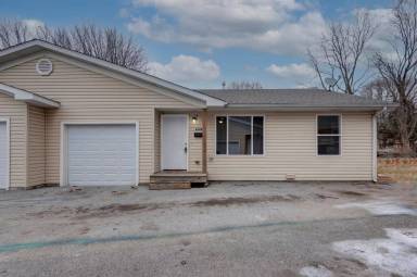Main picture of 642 N Belview Ave