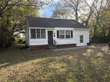 Main picture of 232 E Mohawk Blvd
