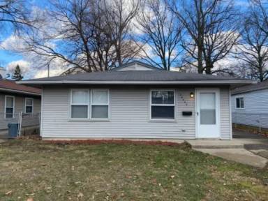 Main picture of 26442 Lorenz St