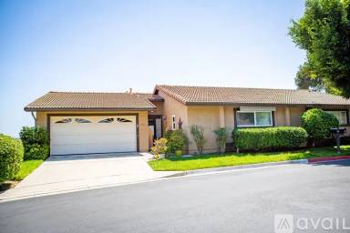 Main picture of 250 Vista Montana Way
