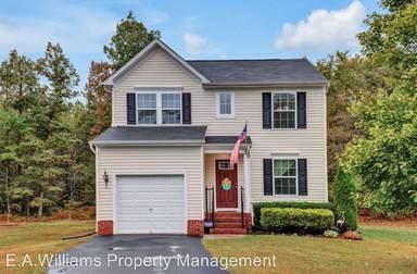 Main picture of 5906 Kings Crest Dr