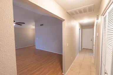 Main picture of 1626 N Comanche Dr