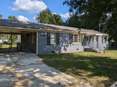 Main picture of 2201 Enloe St