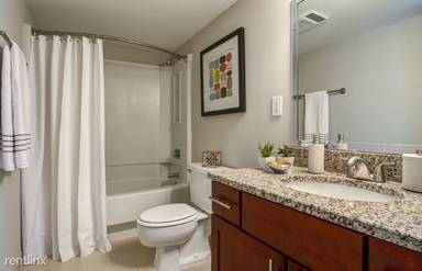 Main picture of 2460 Peachtree Apartments