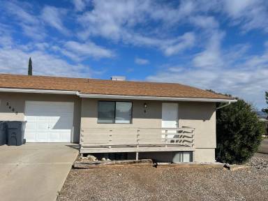 Main picture of 2460 S High View Cir