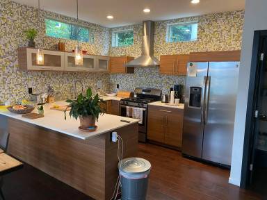 Main picture of 1343 14th Ave S