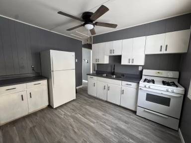 Main picture of 790 Arnold St