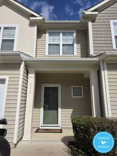 Main picture of 210 Leighann Ridge Ln