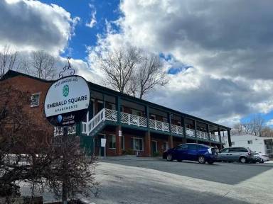 Main picture of 2121 Angus Rd