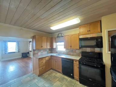 Main picture of 540 Kern Ave