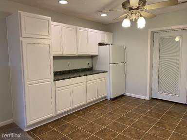 Main picture of 11915 Gardenia Dr