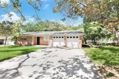 Main picture of 3306 East Dr