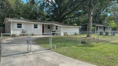 Main picture of 2235 Looking Glass Ln