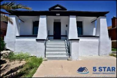 Main picture of 2111 Portland Ave