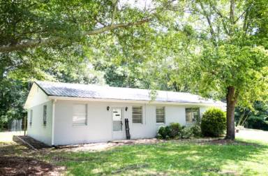 Main picture of 1224 Hull Rd