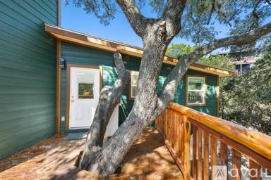 Main picture of 105 Hi View Dr