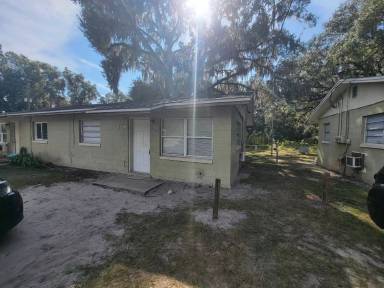 Main picture of 402 Peters St
