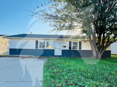 Main picture of 2518 4th St