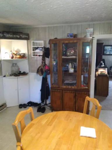 Main picture of 2895 Yellow Sulphur Rd
