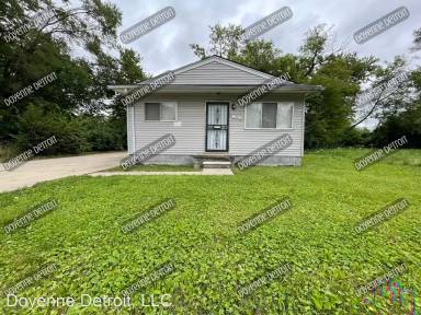 Main picture of 18090 Biltmore St
