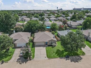 Main picture of 1820 Overland St