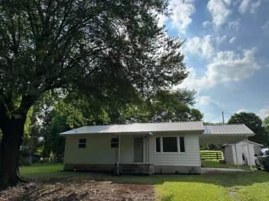 Main picture of 329 Sugar Hill Rd