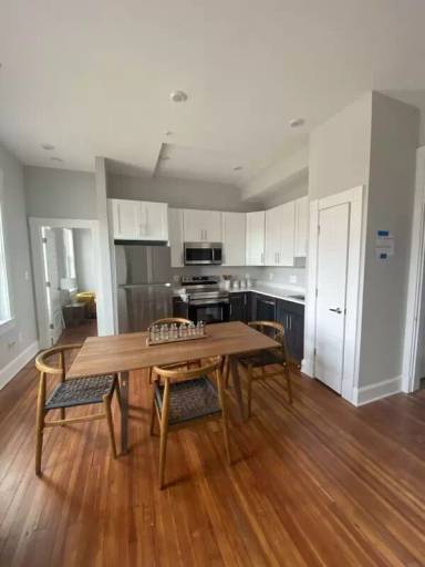 Main picture of 915 S Ellwood Ave