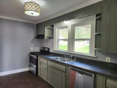 Main picture of 5856 Grubb Rd