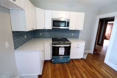 Main picture of 16 Putnam Rd