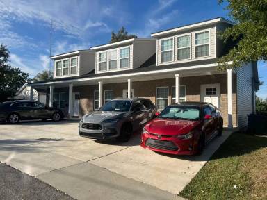 Main picture of 1127 Page St