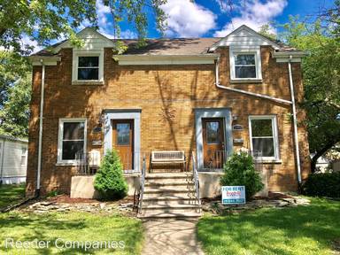Main picture of 249 Adelaide Pl