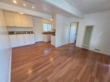 Main picture of 104 Kent St