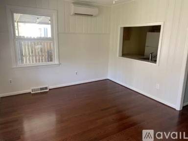 Main picture of 207 Princeton Ave