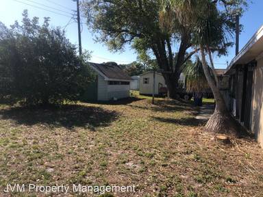 Main picture of 27673 Los Amigos Ln