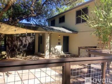 Main picture of 611 Upson St