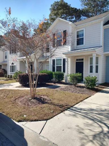 Main picture of 112 Plumgrass St
