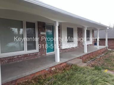 Main picture of 4629 E 56th Ct