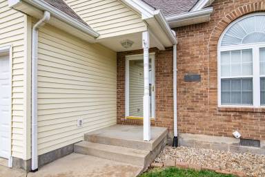 Main picture of 110 Chevy Chase Pl
