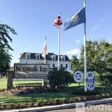 Main picture of 93 East Ave