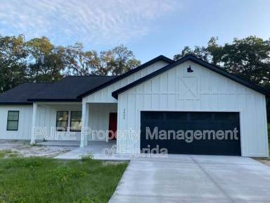 Main picture of 2635 NE 37th Place Rd