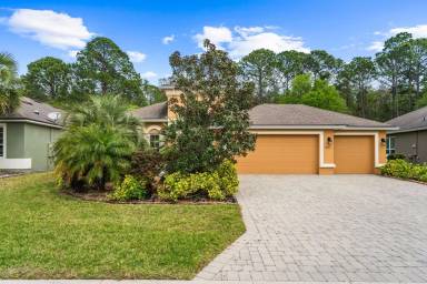 Main picture of 409 Los Caminos St