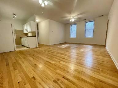 Main picture of 1481 W Huron St