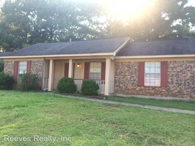 Main picture of 774 Hale Rd