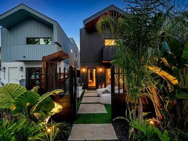Main picture of 3857 Sequoia St