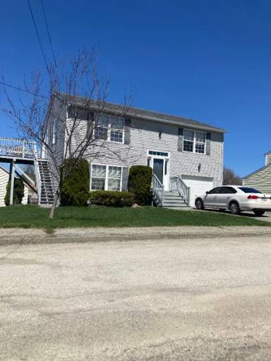 Main picture of 4 Fawn Ct