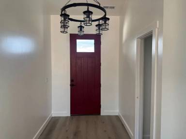 Main picture of 5132 N Scenic Dr