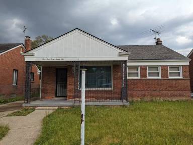 Main picture of 19376 Dale St