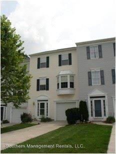 Main picture of 16043 Sherwin Ct