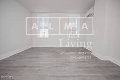 Main picture of 750 E Madison St