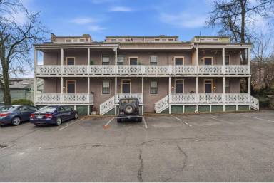 Main picture of 1410 Mansfield St